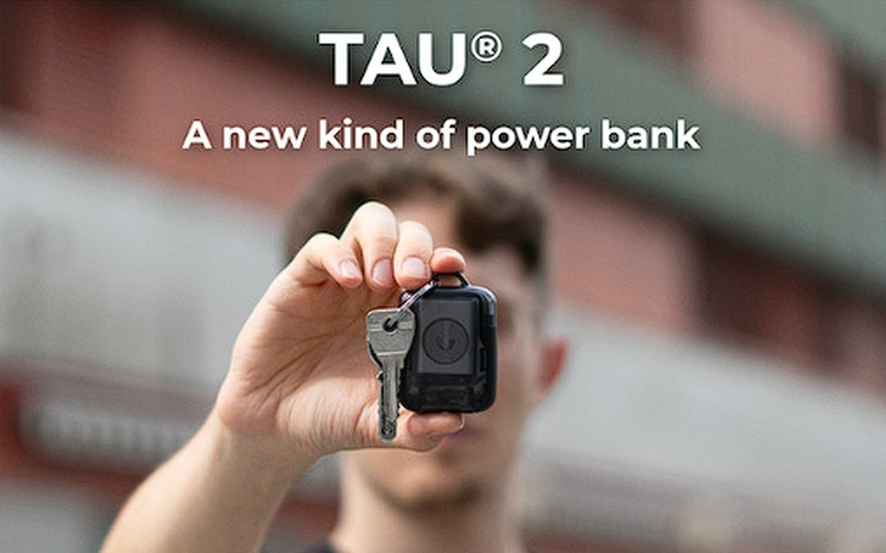 TAU 2 pocket power bank
